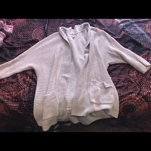 Tan 3/4 Sleeve Sweater